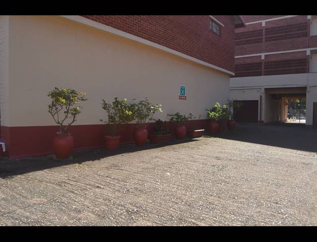 1 BEDROOM FLAT FOR SALE IN SCOTTBURGH CENTRAL